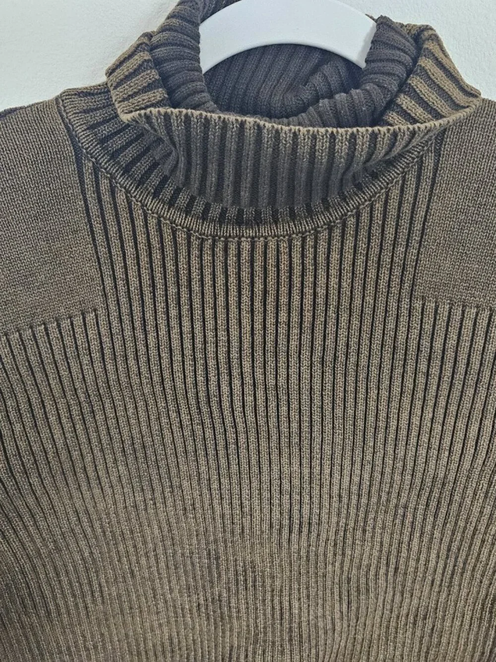 Men's Vintage Express Precision Fit Y2K Grunge Ribbed Sweater